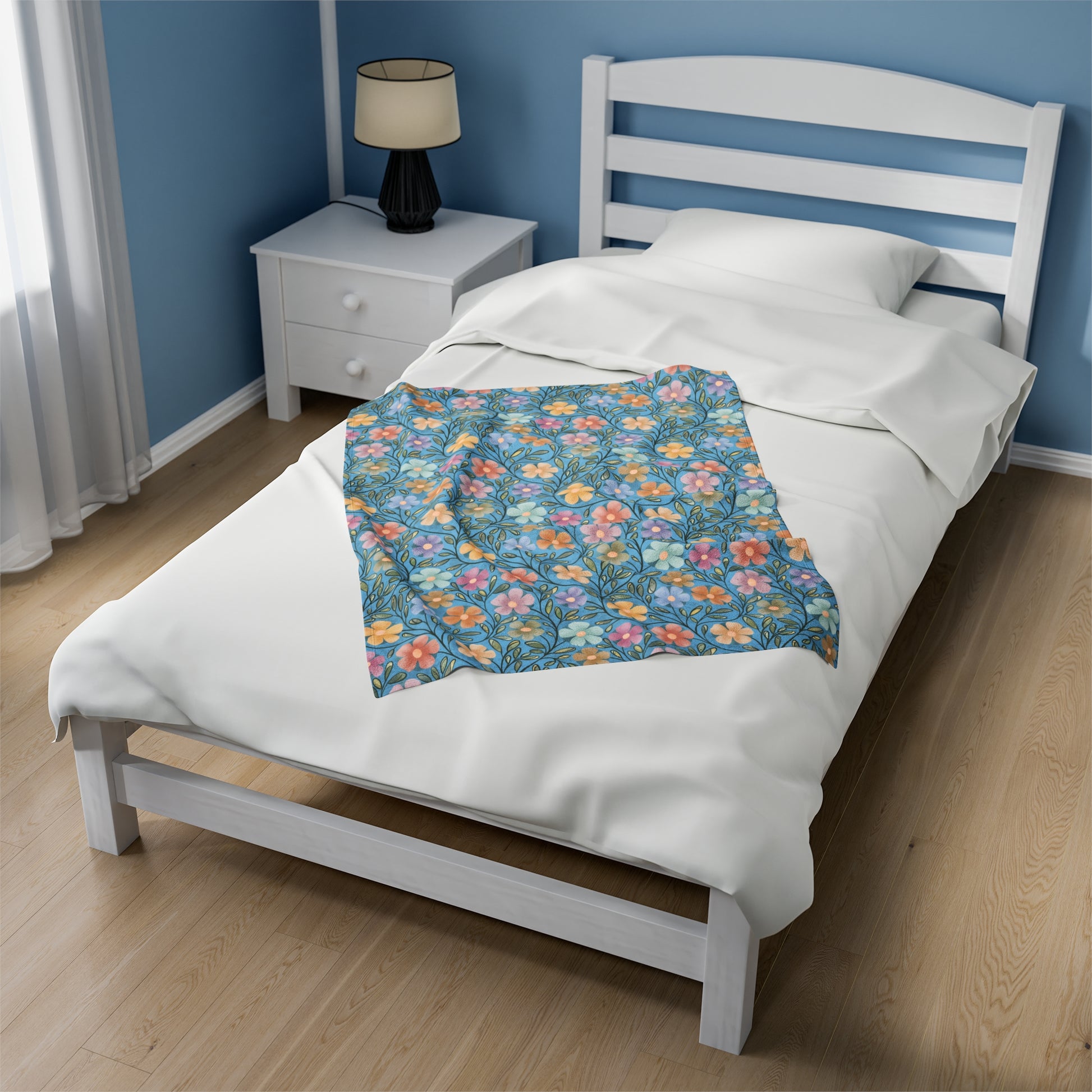 Blue Flowers Velveteen Plush Blanket 30"x40"