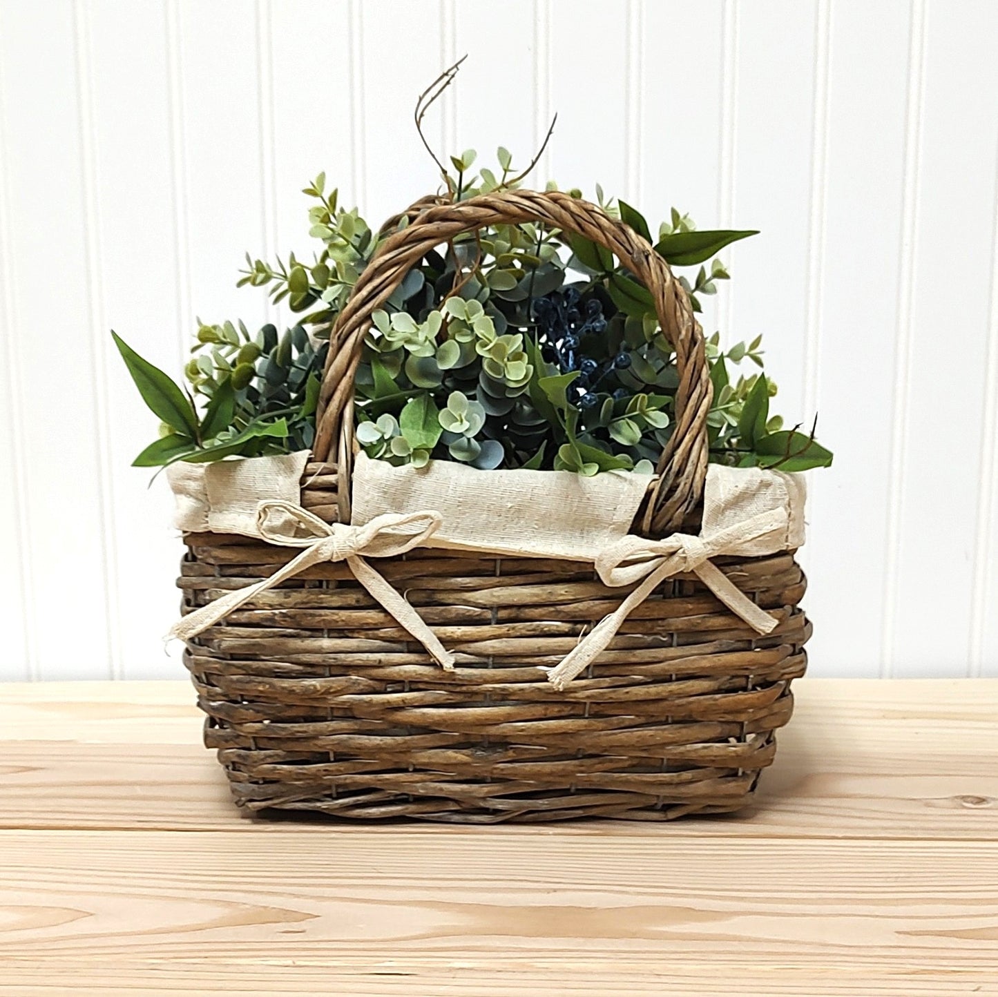 Double Handled Lined Wicker Basket LG